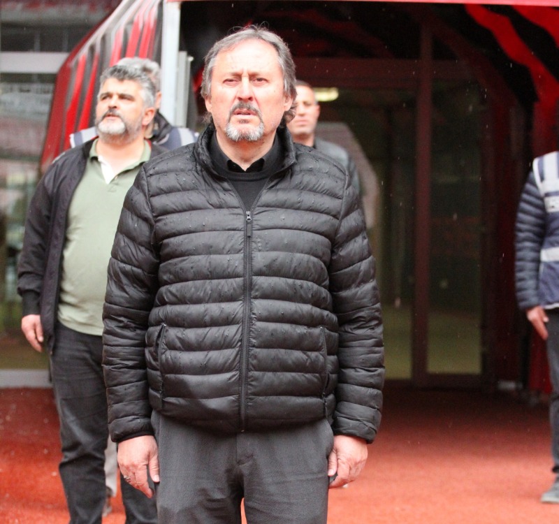 UMARIM ÖNÜMÜZDEKİ SENE 3.LİGE BİR TAKIM ÇIKARTIRIZ