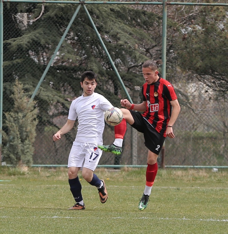RAKİPLERİ ÇORUM FK