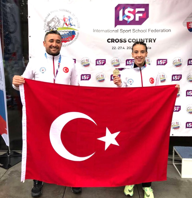 Ayça Fidanoğlu  Dünya şampiyonu oldu