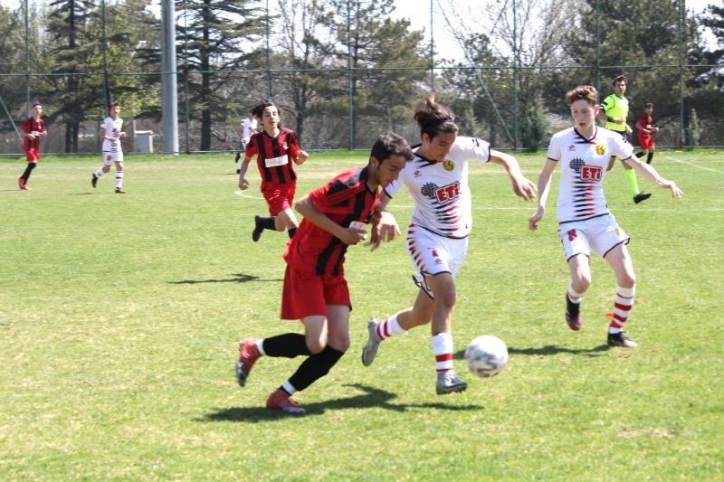 U15LER DÜZCEDEN 1 PUANLA DÖNDÜ(1-1)