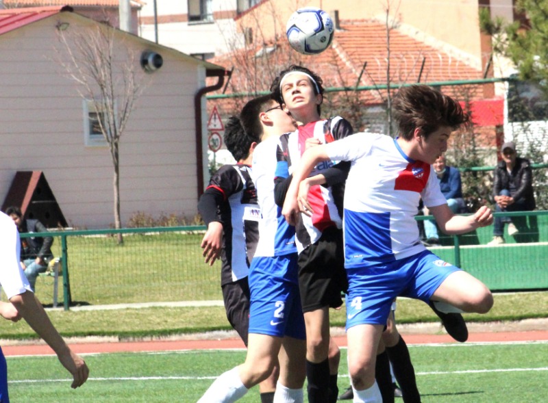 DSİ BENT-ŞEKER MAÇI NEFES KESER