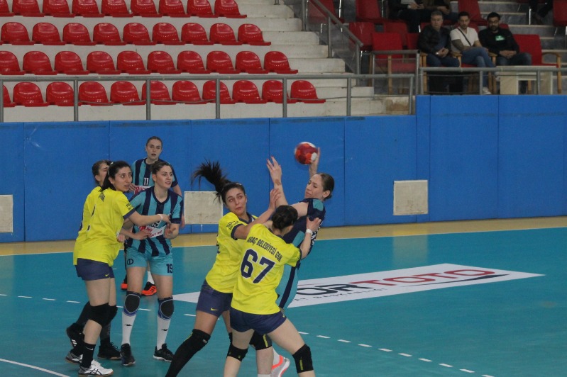 MELEKLER ŞAMPİYONU AĞIRLIYOR