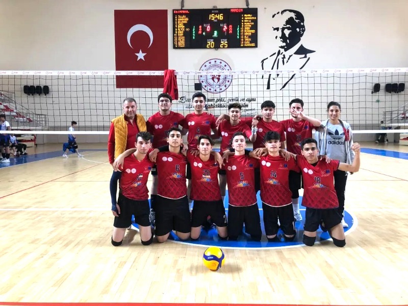 PİKTES GENÇLER VOLEYBOL TÜRKİYE  ŞAMPİYONASI İLİMİZDE OYNANIYOR