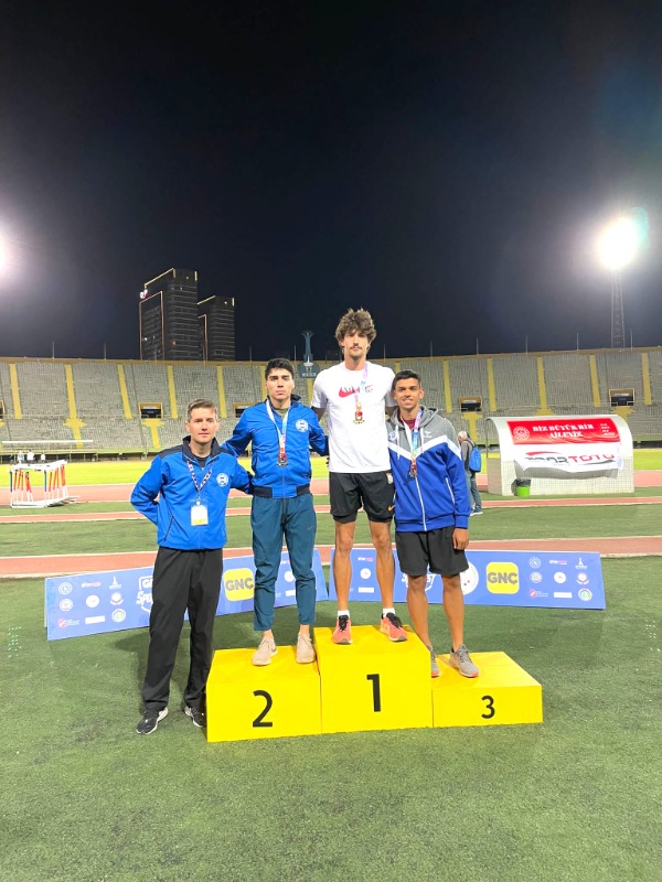 ATLETİZMDE 2 ALTIN 1 BRONZ