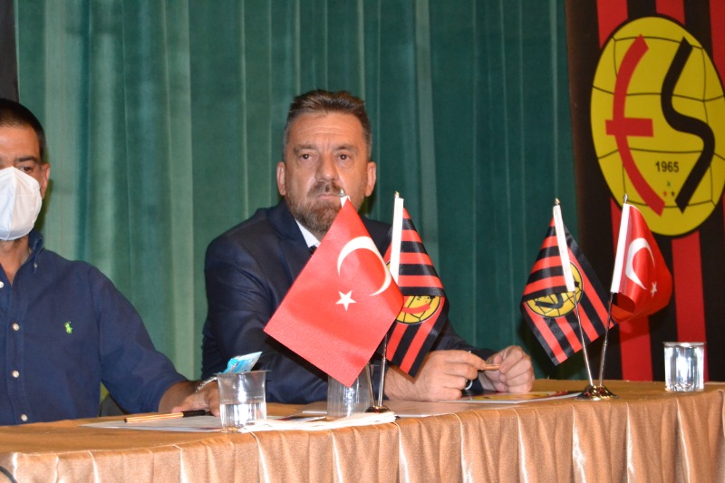 ES-ESTE KONGRE GÜNÜ