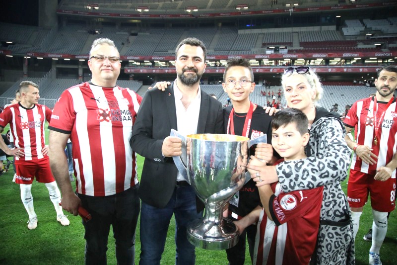 KUPA SEVİNCİ