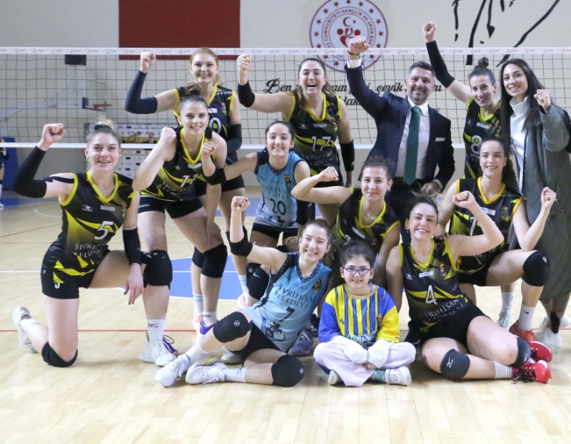 SİVRİHİSAR BELEDİYESPORDA ŞOK ÜSTÜNE ŞOK!
