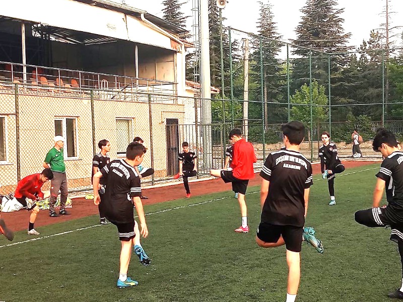 KURTULUŞSPORUN U15 TAKIMI  ARTIK ORHAN BEKE EMANET