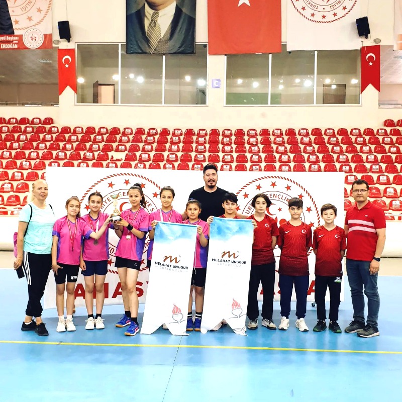 MELAHAT ÜNÜGÜRDE  YİNE GURUR YAŞANDI