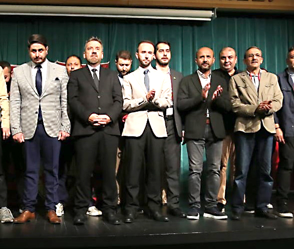 YÖNETİME KUTLAMA