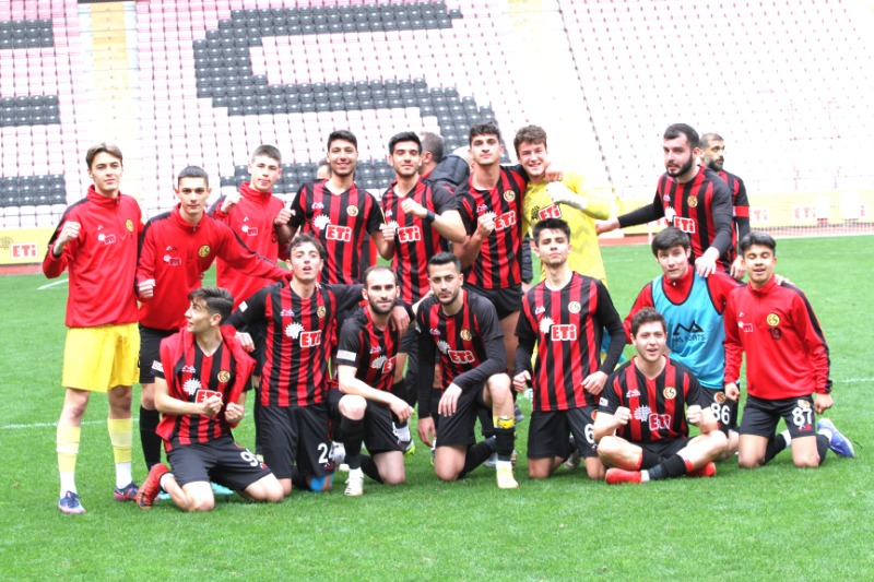 SIRA TEKNİK ADAMDA