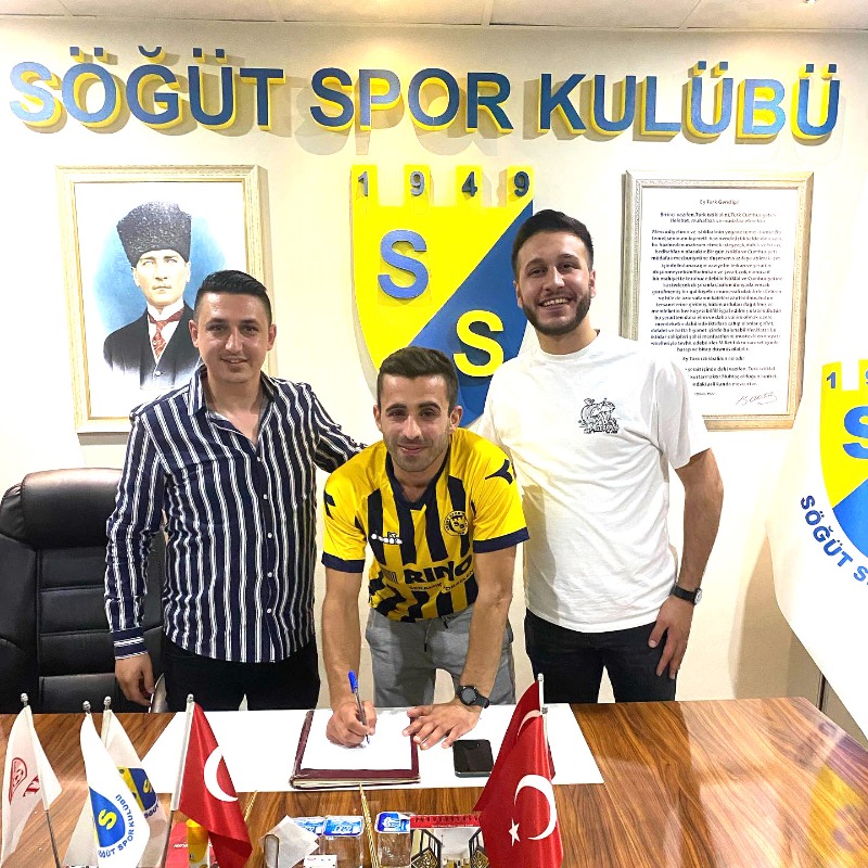 OĞUZ VE HALİT  İMZAYI ATTILAR
