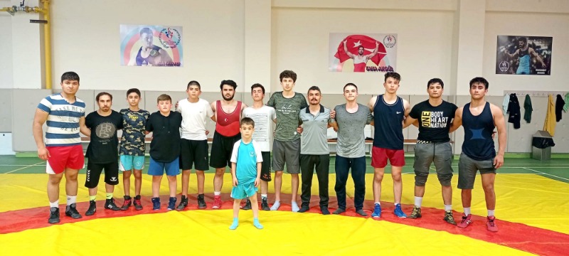 ATA SPORUNA İLGİ BÜYÜK