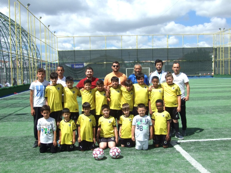 2 EYLÜLSPOR ALT YAPIDA SAĞLAM GELİYOR