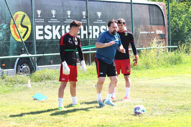 KALECİLER CAN HOCAYA EMANET