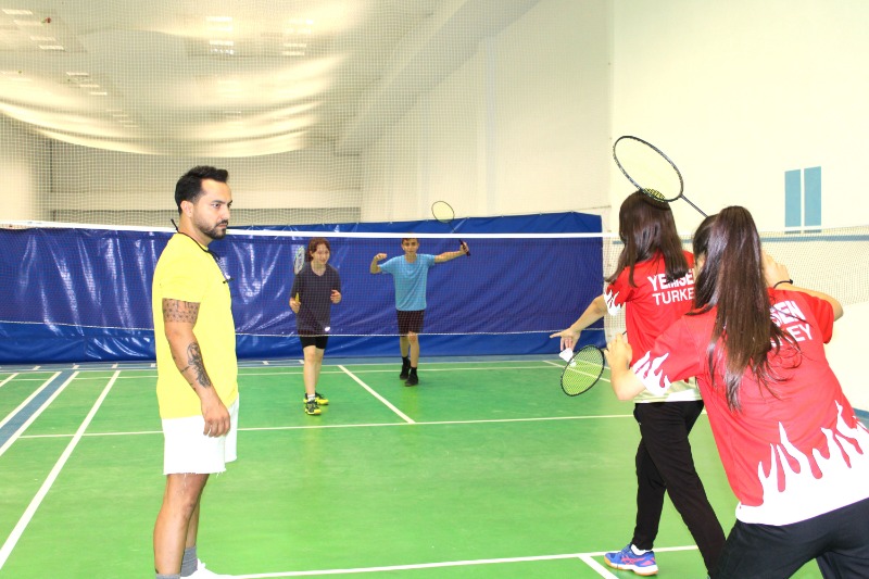 BADMİNTONDA TARİH YAZILIYOR