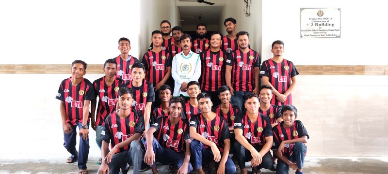 NEPALDEKİ ÇOCUKLARA ESKİŞEHİRSPOR FORMASI