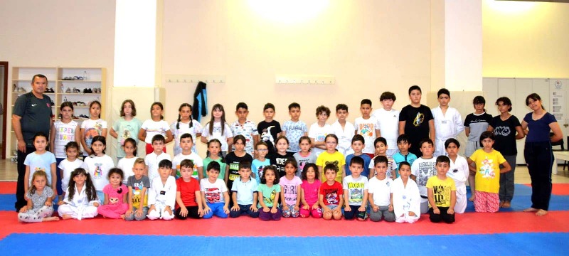 TAEKWONDO SEVGİSİ BÜYÜYOR