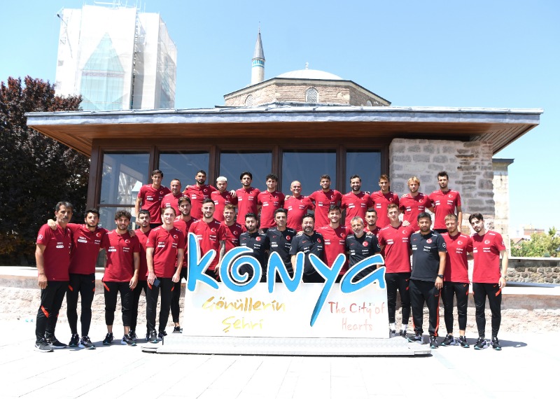 MEHMET VE METEHANLI MİLLİLER  SENEGAL ÖNÜNDE