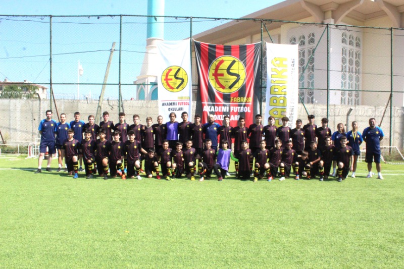 FABRİKA FUTBOL OKULUNDA YENİ DÖNEM BAŞLADI