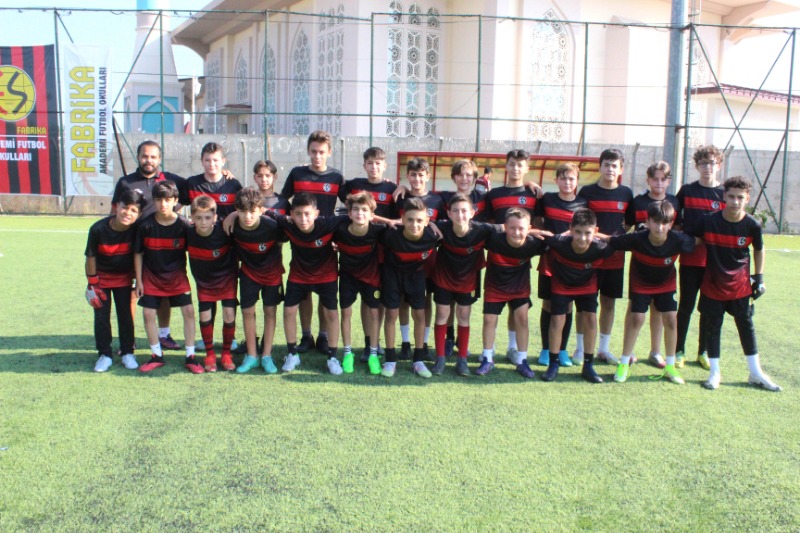 U13LER SEZONA BİLENİYOR