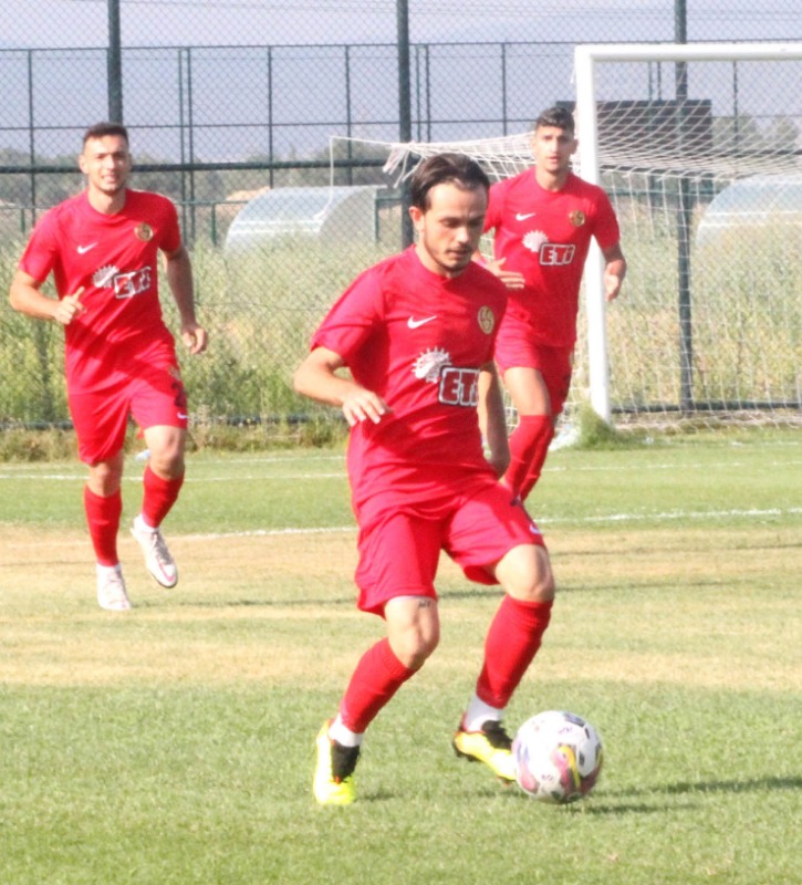 UTKUDA DA  YIRTIK ÇIKTI