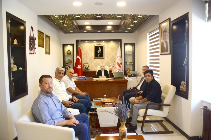 MÜDÜR ER SEYİTGAZİDEYDİ