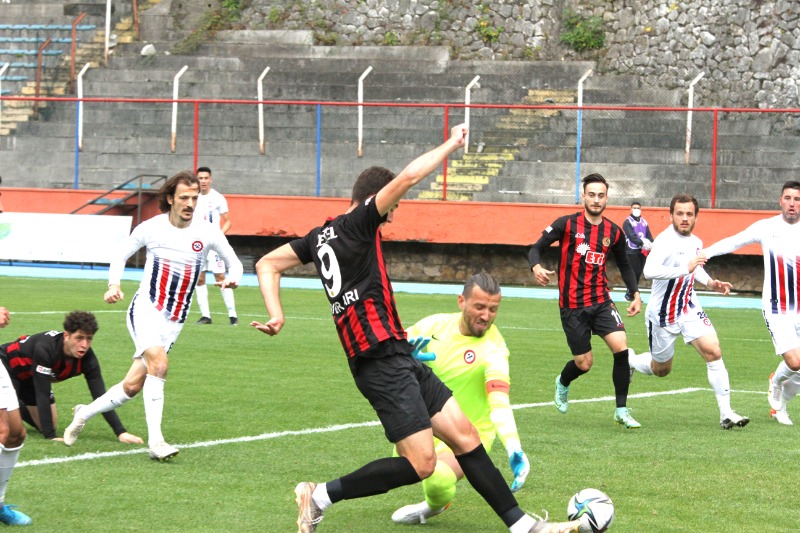 SİNAN ÖRENDEN  FUTBOLA VEDA..