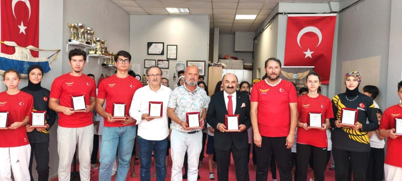 KAMERDEN BAŞARI ÖDÜLLERİ