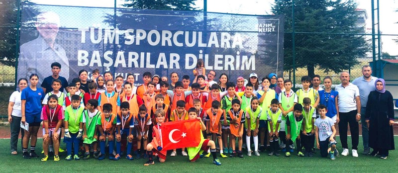 ÖNCÜSPORDAN ANLAMLI KAPANIŞ