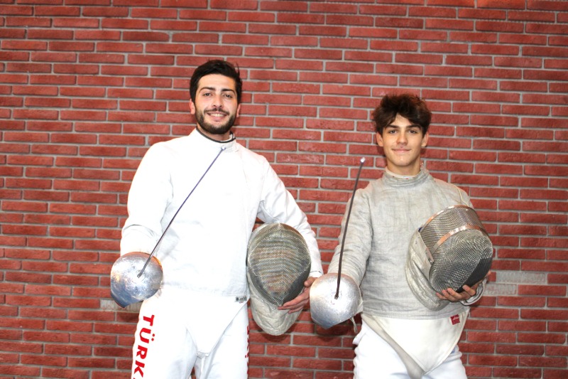 "BU SPOR SATRANCIN AYAKTA OYNANAN VERSİYONUDUR"