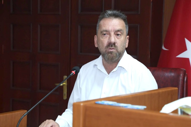 "İSİMLER GELİP GEÇİCİDİR"