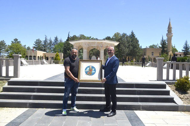 OSMAN TAŞ SIKINTIYI ÇÖZECEK