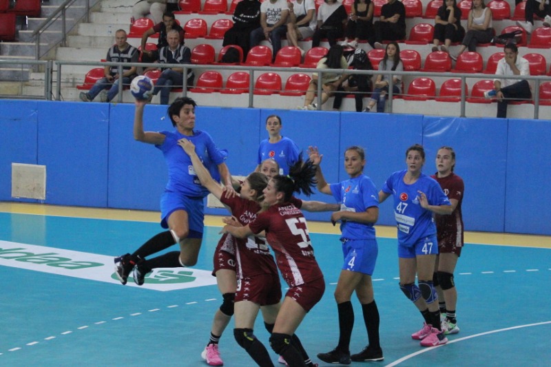 MELEKLER YİNE ÜZDÜ (35-22)