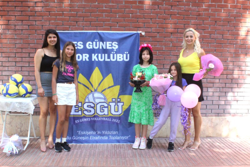 ESKİŞEHİRİN YILDIZLARI ARTIK BU  GÜNEŞİN ETRAFINDA TOPLANIYOR