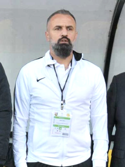 ZAFER ŞAHİN DİYARBEKİR’E İMZA ATTI
