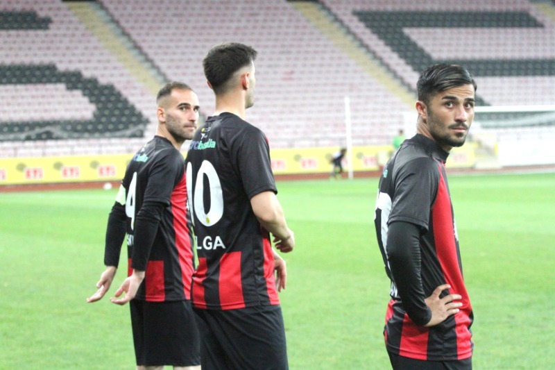 3LÜ HAMLE