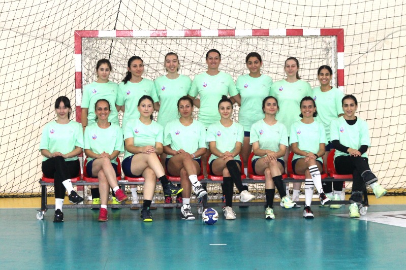 ESKİŞEHİR HENTBOL SK  İLK HAFTA KARAMANDA