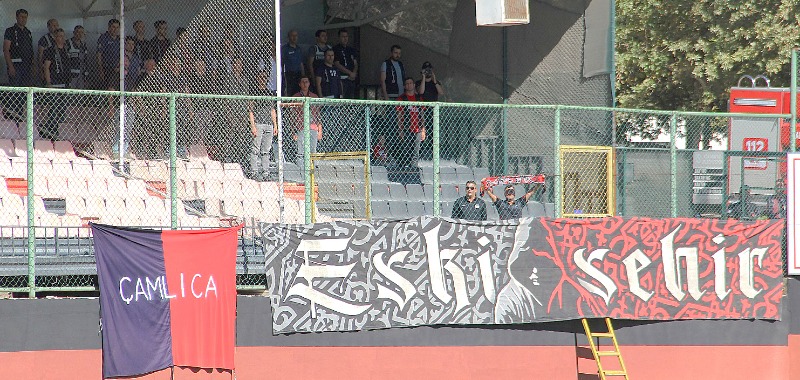 KARŞILIKSIZ SEVDA