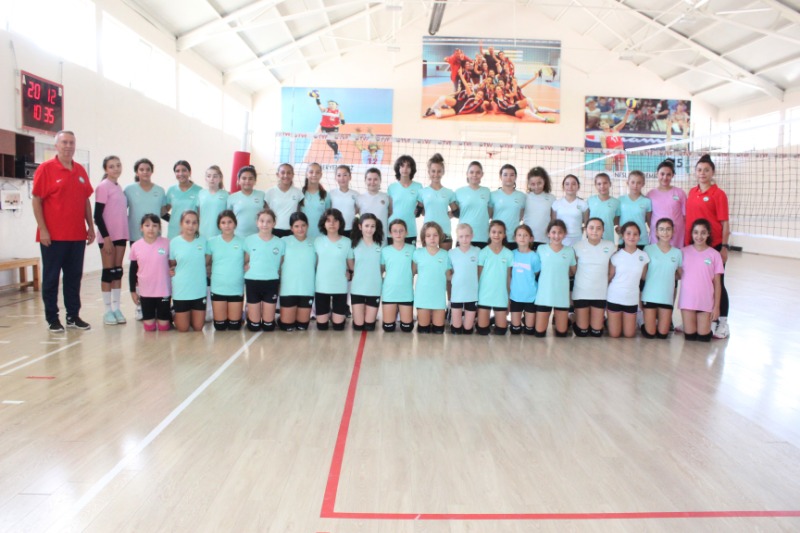 BU ŞEHRİN VOLEYBOLCU  FABRİKASI DSİ BENTSPOR