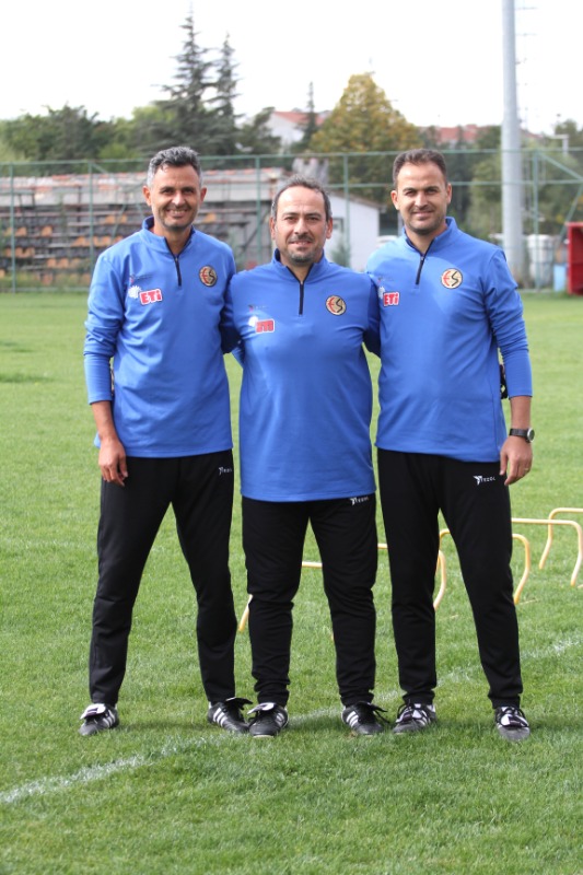 İLK SINAVLARINI İYİ  GEÇMEK İSTİYORLAR