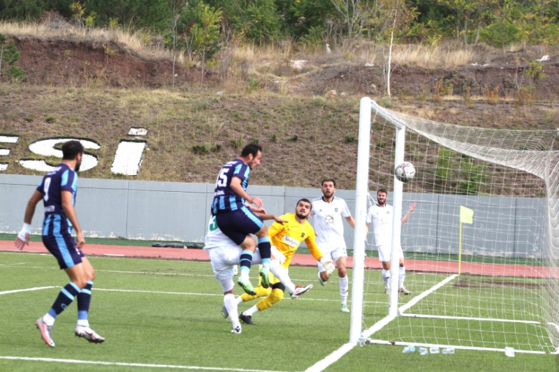 ANADOLU ERKEN UÇUŞA GEÇTİ(2-0)