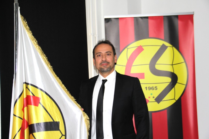 EMRE HOCA ÖN PLANA ÇIKTI