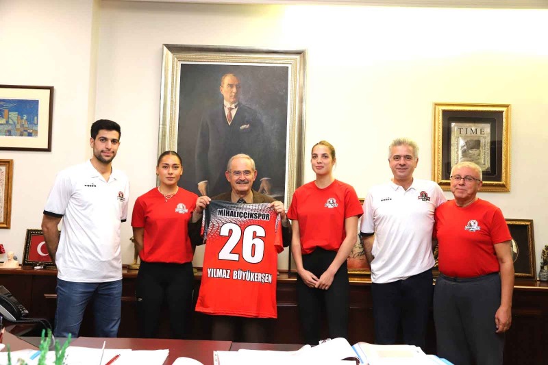 MİHALIÇÇIKSPORDAN BÜYÜKERŞEN’E 26 NUMARALI FORMA
