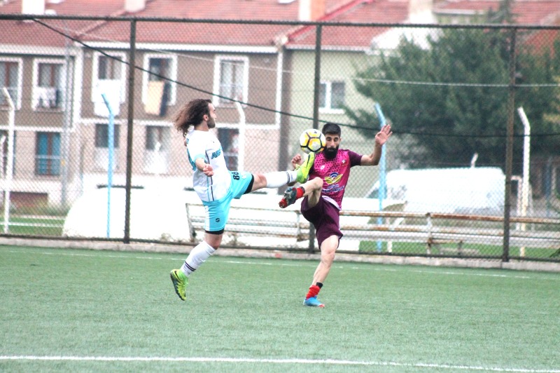 71 EVLER-BARANSELSPOR MAÇI KAÇMAZ
