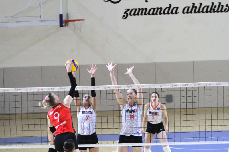 MİHALIÇÇIKIN SULTANLARI YÜZÜMÜZÜ GÜLDÜRDÜ(3-2)