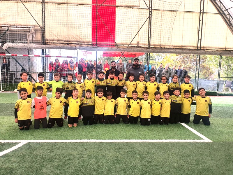 222 ATLETİK GELECEĞE HAZIRLANIYOR