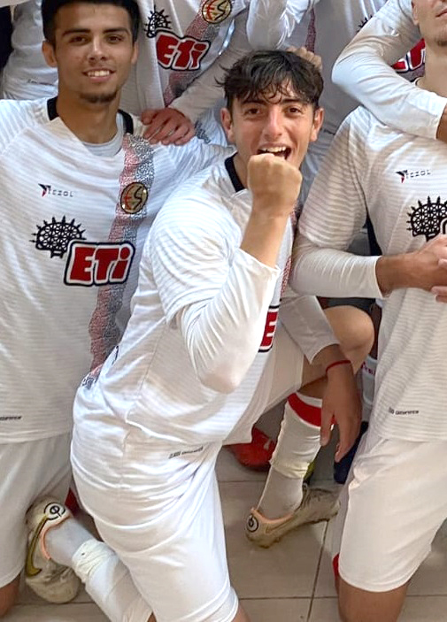 ARDA KIZARDI
