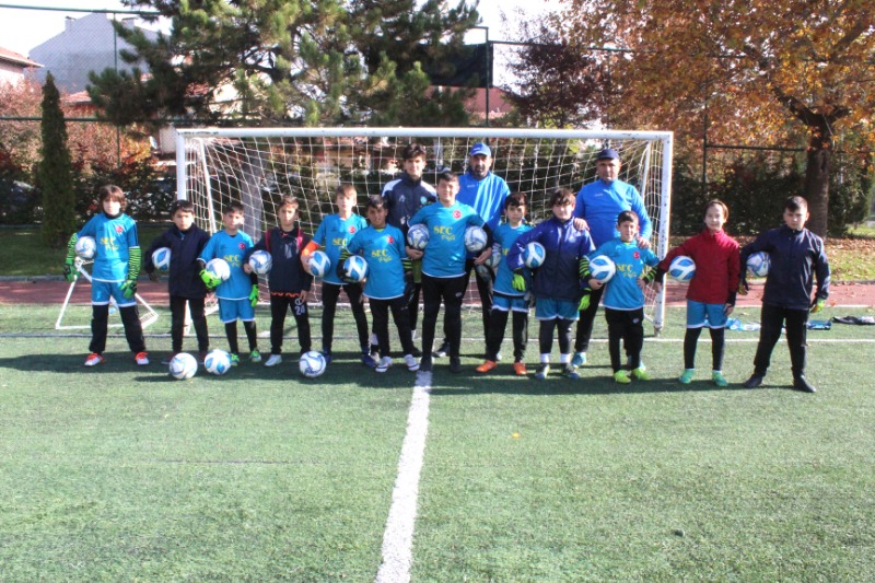 GELECEĞİN KALECİLERİ YETİŞİYOR