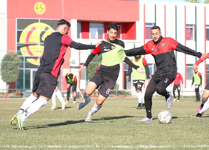 TAKTİK ÇALIŞTILAR